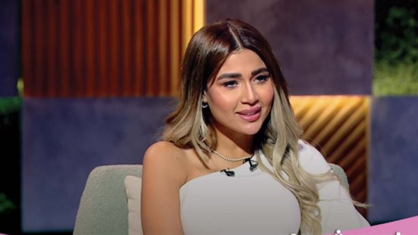مش هحرم ابني من أبوه.. والمودة بتحكم علاقتنا| فيديو