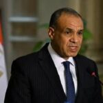مصر ترفع شعار «لا للحرب».. وزير الخارجية يفتح قنوات الحوار مع 6 عواصم