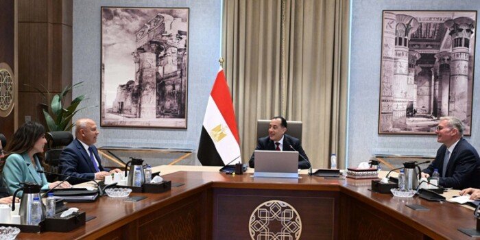 مصر.. رئيس الوزراء يتابع موقف ترشيد استهلاك المواد البترولية في عدد من المشروعات الحكومية