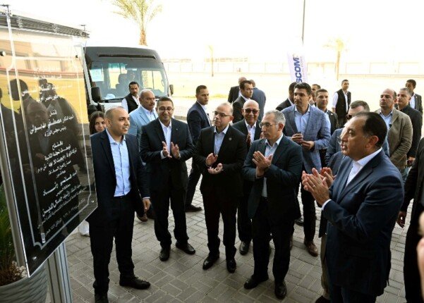 مصر.. رئيس الوزراء يفتتح توسعات مصنع أتيكو فارما إيجيبت للمحاليل الطبية الوريدية بمنطقة السخنة الصناعية