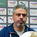 معتمد جمال يطالب لاعبي الزمالك بغلق صفحة الكونفدرالية والتركيز على بيراميدز