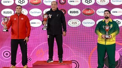 منتخب المصارعة الحرة تحت 20 سنة يتوج بكأس البطولة الأفريقية