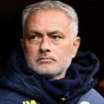 مورينيو هو من عرض نفسه على ريال مدريد