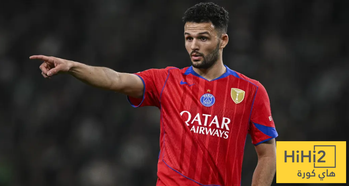 ميلان مهتم بضم مهاجم باريس سان جيرمان