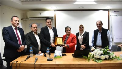 نائب وزير الصحة تتفقد المنشآت الصحية بمحافظة البحيرة وتعقد اجتماعات موسعة