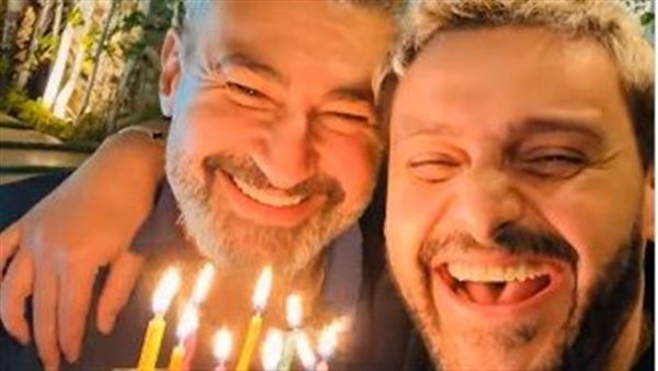 «نجم النجوم».. ياسر جلال يحتفل بعيد ميلاد شقيقه رامز على طريقته الخاصة|فيديو