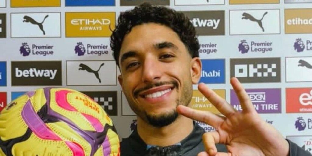 نجم عربي يقترب من مجاورة مرموش في مانشستر سيتي