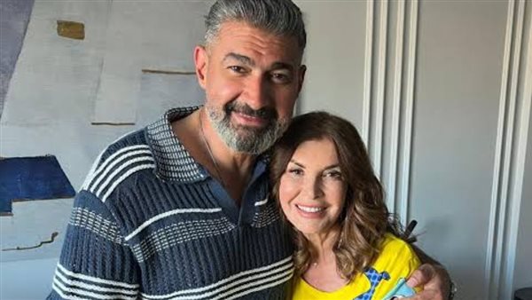 «نزلة برد خفيفة».. ياسر جلال يكشف حقيقة مرض ميرفت أمين ونقلها للمستشفى|تفاصيل