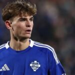 نيكو باز يطمئن الجماهير بعد اصابته