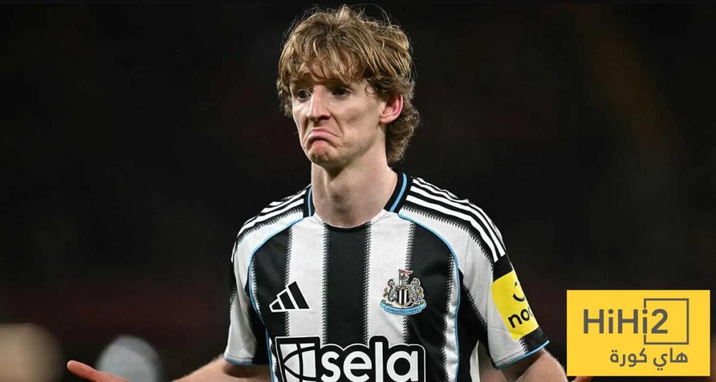 نيوكاسل يحدد سعر انتقال غوردون إلى البايرن