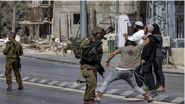 هجمات المستوطنين وإجراءات الاحتلال هجرت 7 تجمعات بدوية بالضفة خلال شهرين