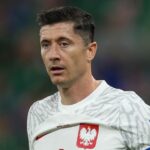 هجوم بولندي على ليفاندوفسكي بسبب برشلونة !