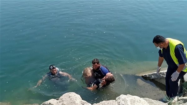 هرباً من حرارة الجو.. مصرع شاب غرقاً أثناء استحمامه في ترعة المحمودية بإيتاي البارود