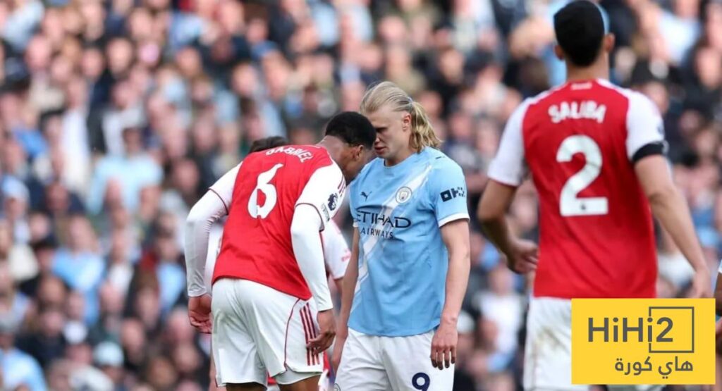 هل كان يستحق الطرد؟.. لقطة جابرييل وهالاند تثير الجدل