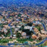 هل يصدق أحد؟؟ مدرسة بتعز تشتغل المعلمين ”ببلاش” يوم السبت ومن يرفض يُطرَد!