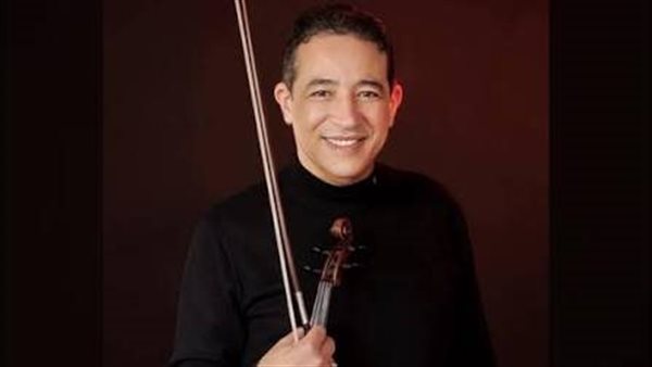 والدي ترزي الألحان وعائلتنا غنية موسيقيًا وليس ماديًا