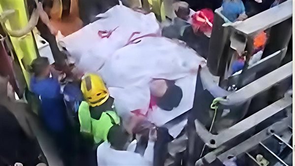 وزنها 350 كيلو.. الحماية المدنية تنجح فى إنقاذ سيدة تعاني من سمنة مفرطة بالمطرية