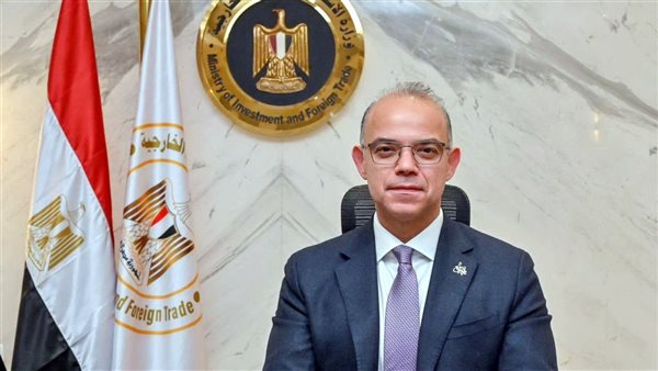 وزير الاستثمار يبحث إنشاء مصنع إطارات صيني بنظام المناطق الحرة الخاصة