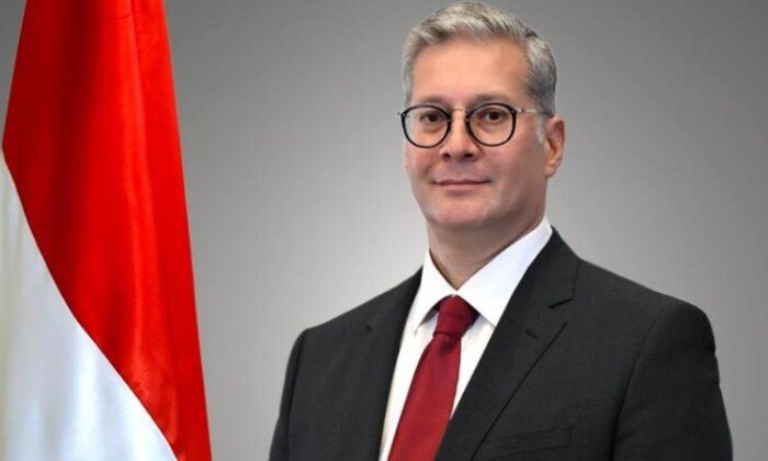 وزير البترول يناقش مع توتال فرص استئناف وتوسيع أنشطة استكشاف الغاز في مصر