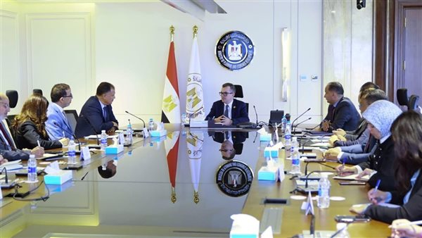 وزير التخطيط يبحث مع مدير "الإسلامي للتنمية" أطر التعاون المستقبلي ودعم التنمية المستدامة