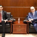 وزير الرياضة يلتقي رئيس الاتحاد الدولي للمصارعة على هامش افتتاح البطولة الأفريقية بالإسكندرية