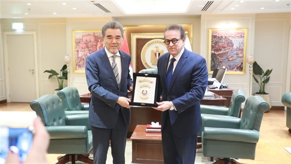 وزير الصحة يستقبل رئيس جامعة هيروشيما اليابانية لبحث تعزيز التعاون في التعليم الطبي