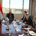 وزير الكهرباء يبحث تطور الأعمال في مشروعات الطاقة الشمسية وطاقة الرياح
