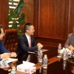 وزير الكهرباء يبحث مع شركة "هواوي" دعم التعاون في مجالات الطاقة المتجددة