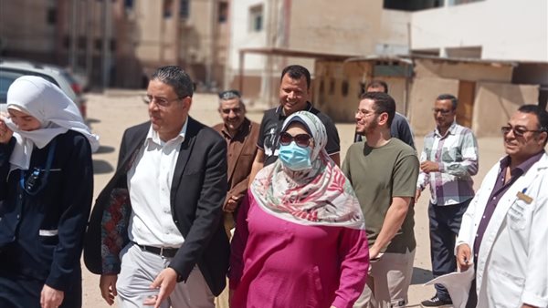 وكيل صحة المنوفية يُحيل متغيبين للتحقيق ويشدد على تطوير الخدمات بمستشفى الشهداء المركزي