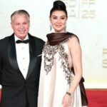 ولاد جوزي أصدقائي ونفسه يشتري جزيرة في أسوان