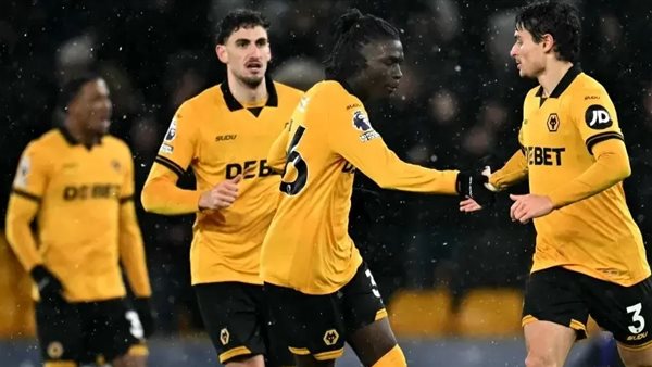 ولفرهامبتون إلي "التشامبيونشيب" بعد تعادل وست هام وكريستال بالاس