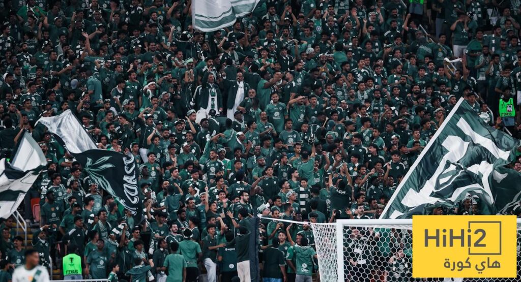 يتخطى الـ 150 ألف .. إقبال جماهيري تاريخي على نهائي الأهلي !