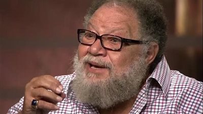 يحيى الفخراني رئيسًا شرفيًا لمهرجان مسرح الأطفال.. تكريم لقيمة فنية استثنائية