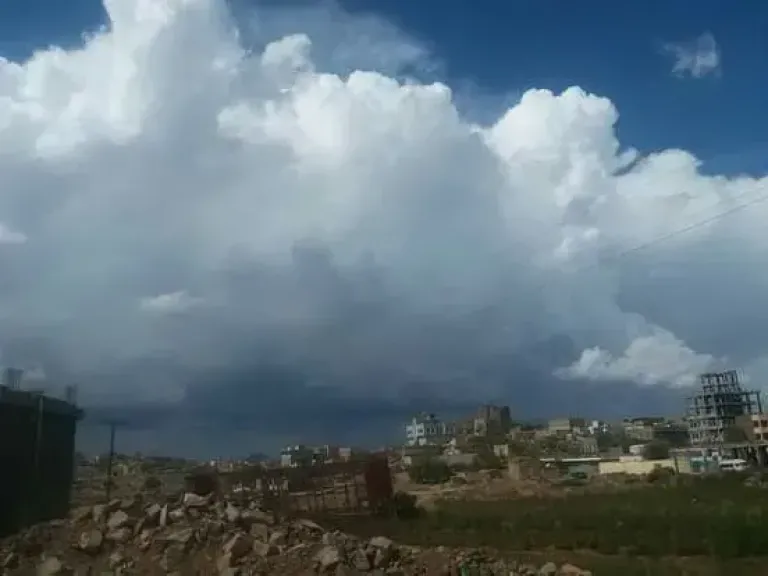 أمطار رعدية على عدد من المحافظات خلال الساعات القادمة
