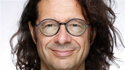 أول تعليق من فينشينزو بونيو بعد حصوله على جائزة Gamechanger من مركز السينما العربية- نبض مصر