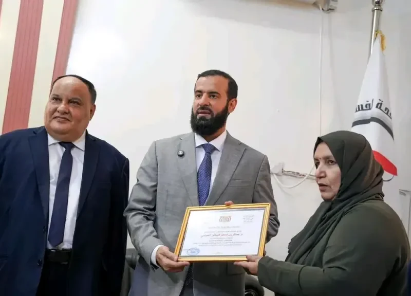 أول مسؤول يمني يقدم إقرار ذمته المالية لهيئة مكافحة الفساد في عدن- نبض مصر