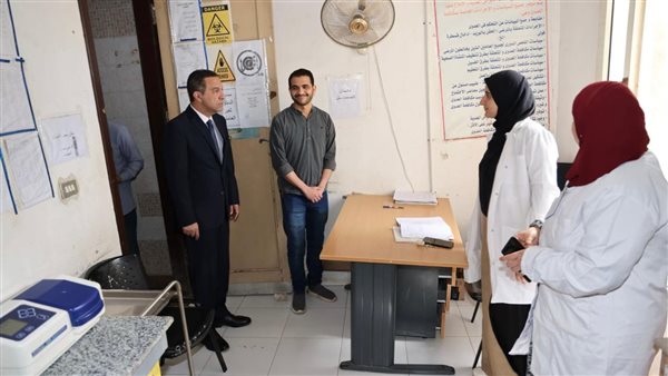 إحالة رئيس وحدة محلية و9 من العاملين للتحقيق في المنوفية