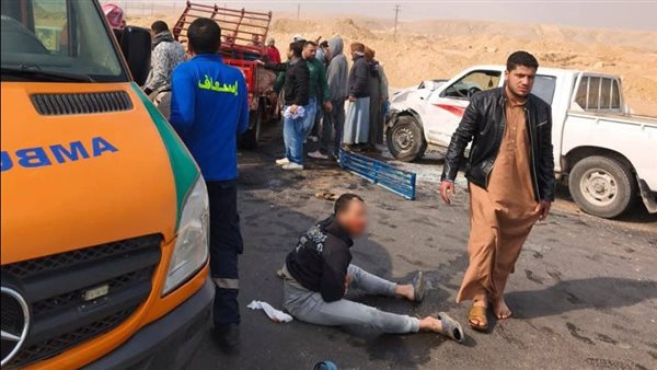 إصابة 12 شخصًا في انقلاب ميكروباص بطريق القاهرة أسيوط الصحراوي الغربي بالفيوم- نبض مصر