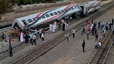 إصابة 3 أشخاص فى انقلاب عربة قطار روسى بأسوان- نبض مصر