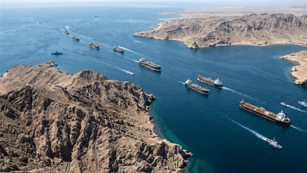 إيران تختبر إرادة ترمب القتالية في مضيق هرمز