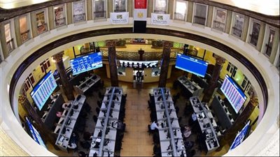 البورصة تفقد 8 مليارات جنيه.. وتباين واضح في أداء المؤشرات- نبض مصر