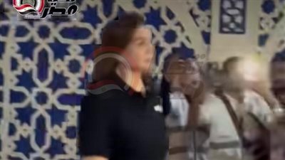 الحزن يسيطر على إلهام شاهين في عزاء عبد الرحمن أبو زهرة- نبض مصر