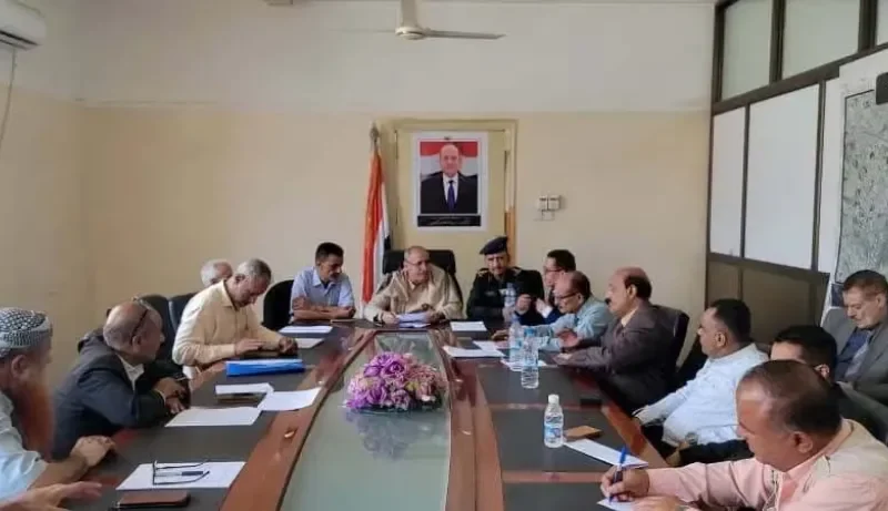 السلطة المحلية بتعز تلغي ‘‘نظام المربعات’’ وتحدد سعرًا جديدًا للكهرباء التجارية- نبض مصر