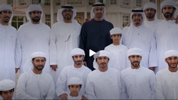 الشيخ محمد بن زايد يزور محمد خميس بن روية الخييلي في العين