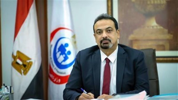 “الصحة” تكشف حقيقة إلغاء وجبات الأطقم الطبية تحت بند “ترشيد النفقات”- نبض مصر