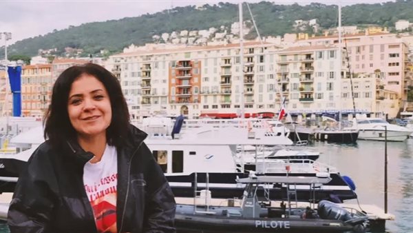 الفنانة فيروز كراوية تطرع الإعلان التشويقي لأغنيتها الجديدة| فيديو