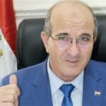 بأكل هياكل الفراخ وهي صالحة للأكل ومفيهاش مشكلة
