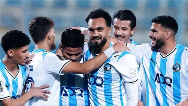 بيراميدز الفائز بالدوري في حالة تساوي النقاط والأهلي وصيفًا