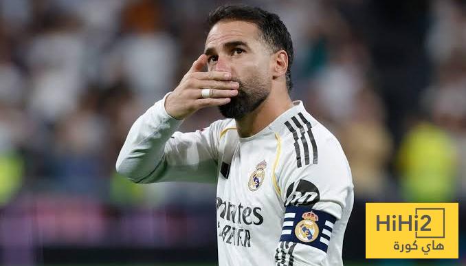 جماهير ريال مدريد تصرخ في وجه كارفخال لحظة خروجه من الفالديبيباس- نبض مصر