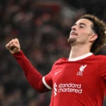 جونز في مفترق طرق .. القرار بيد ليفربول